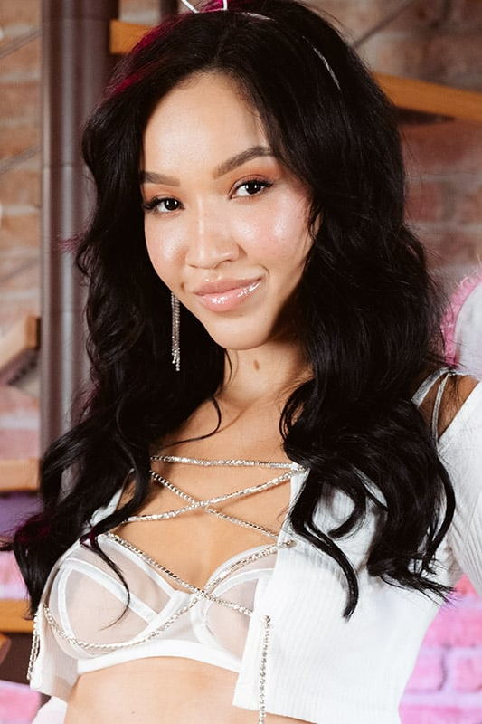Asia Vargas's Nude Picture